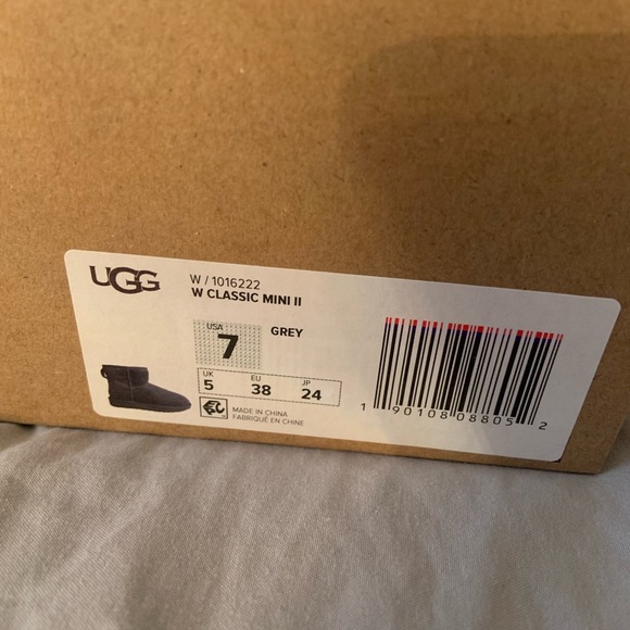 gray ugg mini - Picture 6 of 7